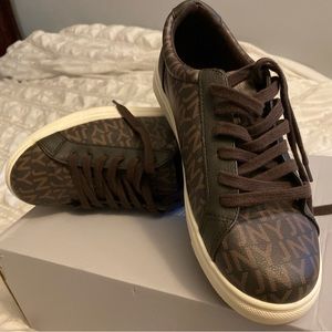 Jones new York shoes
